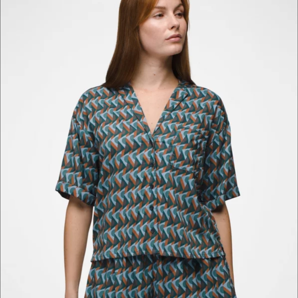 Prana Iguala Top size large. Lightweight & boxy